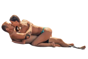 immagine-homepage-famolosano-uomo-e-donna-che-si-baciano