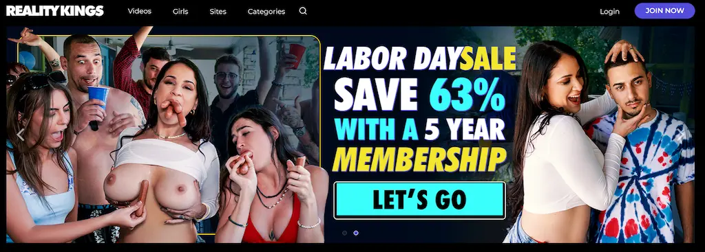 Offerta Labor Day Reality Kings per Mommy Got Boobs 2025: risparmia fino al 63% con l’abbonamento di 5 anni, accesso esclusivo a video HD e 4K.